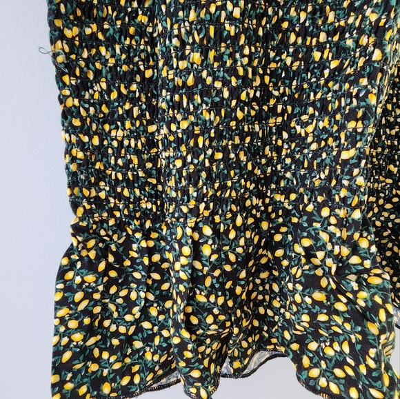 Yellow dress - Picture 4 of 4